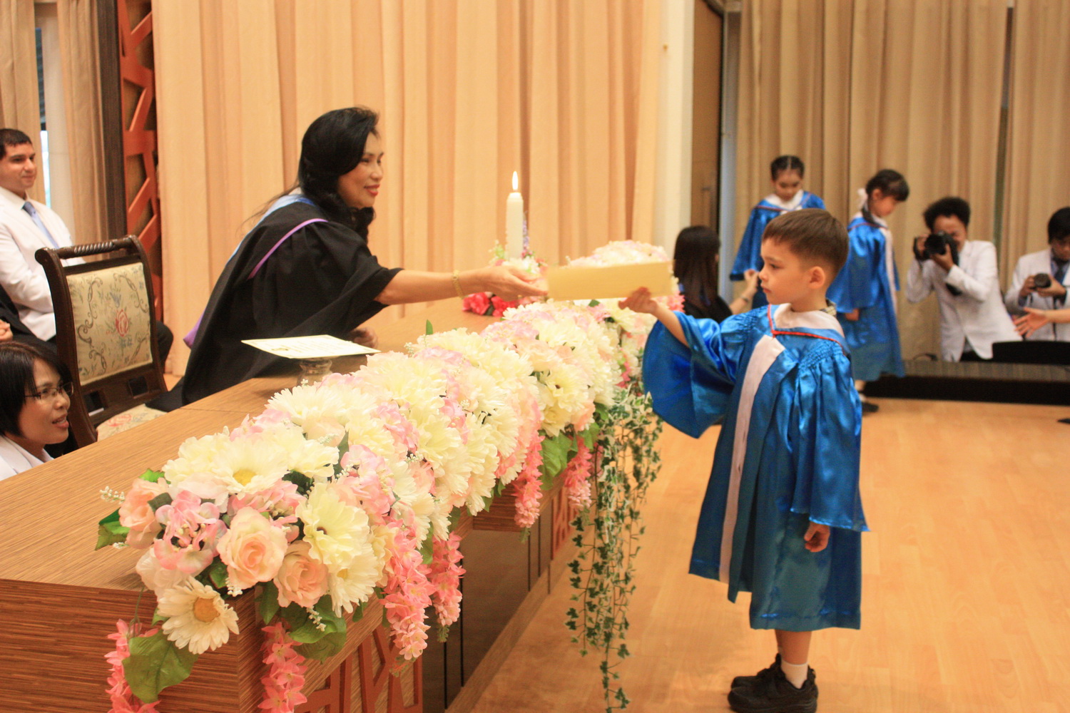 2015-02-28_kindergarten3_Graduation_121